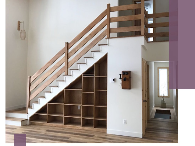 Монтаж деревянных лестниц под ключ в Феодосии, качественно и быстро