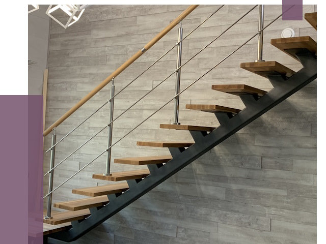 Изготовление лестниц на монокосоуре в Феодосии от 75677 руб. 