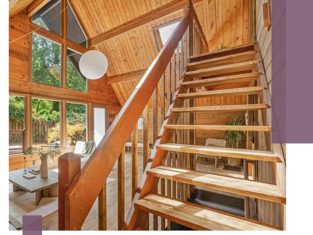 Лестницы для дачи под ключ в Феодосии — изготовление и монтаж