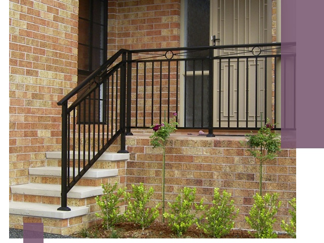 Уличные перила из металла под ключ в Феодосии