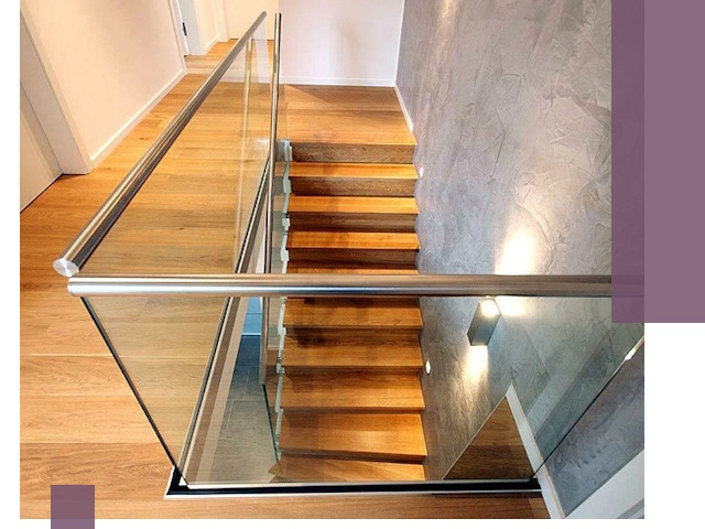 Перила для лестницы в доме — изготовление и монтаж в Феодосии