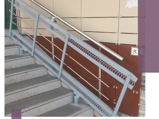 Изготовление откидных пандусов под ключ в Феодосии