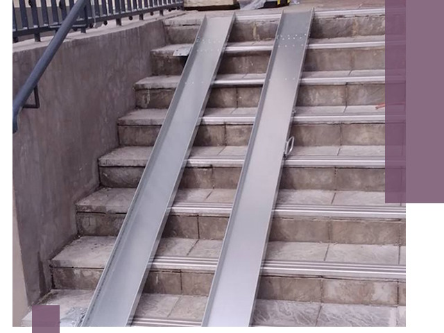 Демонтаж откидных пандусов профессионально в Феодосии