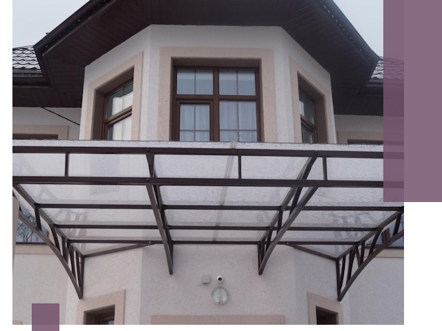 Козырьки из поликарбоната под ключ в Феодосии