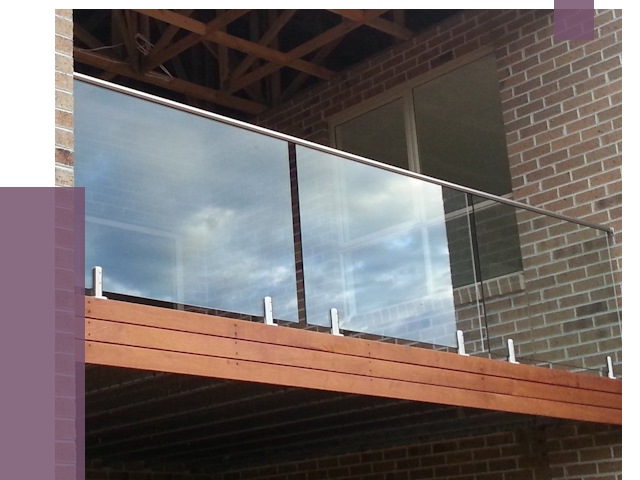 Стеклянные парапеты на крыше и террасе в Феодосии от 11428 руб. | ПРОЛЁТ-Фдс