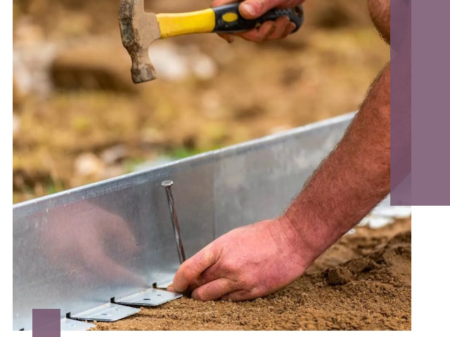 Монтаж металлических бордюров в Феодосии быстро и качественно