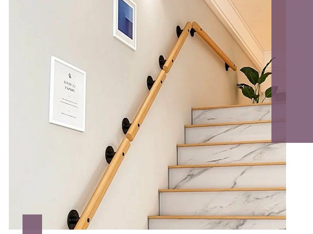 Поручни металлические и деревянные под ключ в Феодосии