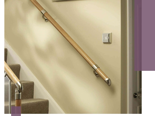 Монтаж пристенных поручней профессионально в Феодосии