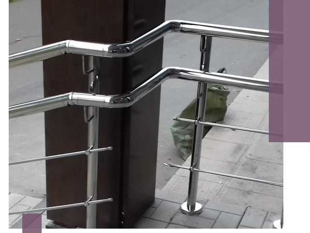 Монтаж поручней из нержавеющей стали в Феодосии качественно и быстро